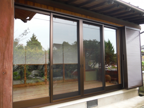 朝倉市　Ｋ様　木製窓（雨戸付き）サッシ窓へ交換工事完了！